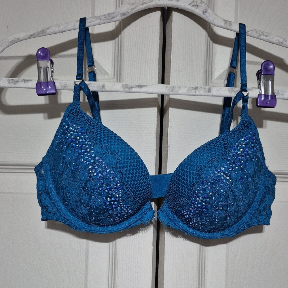 Victoria's Secret Blue Teal Embellished Push Up Bra